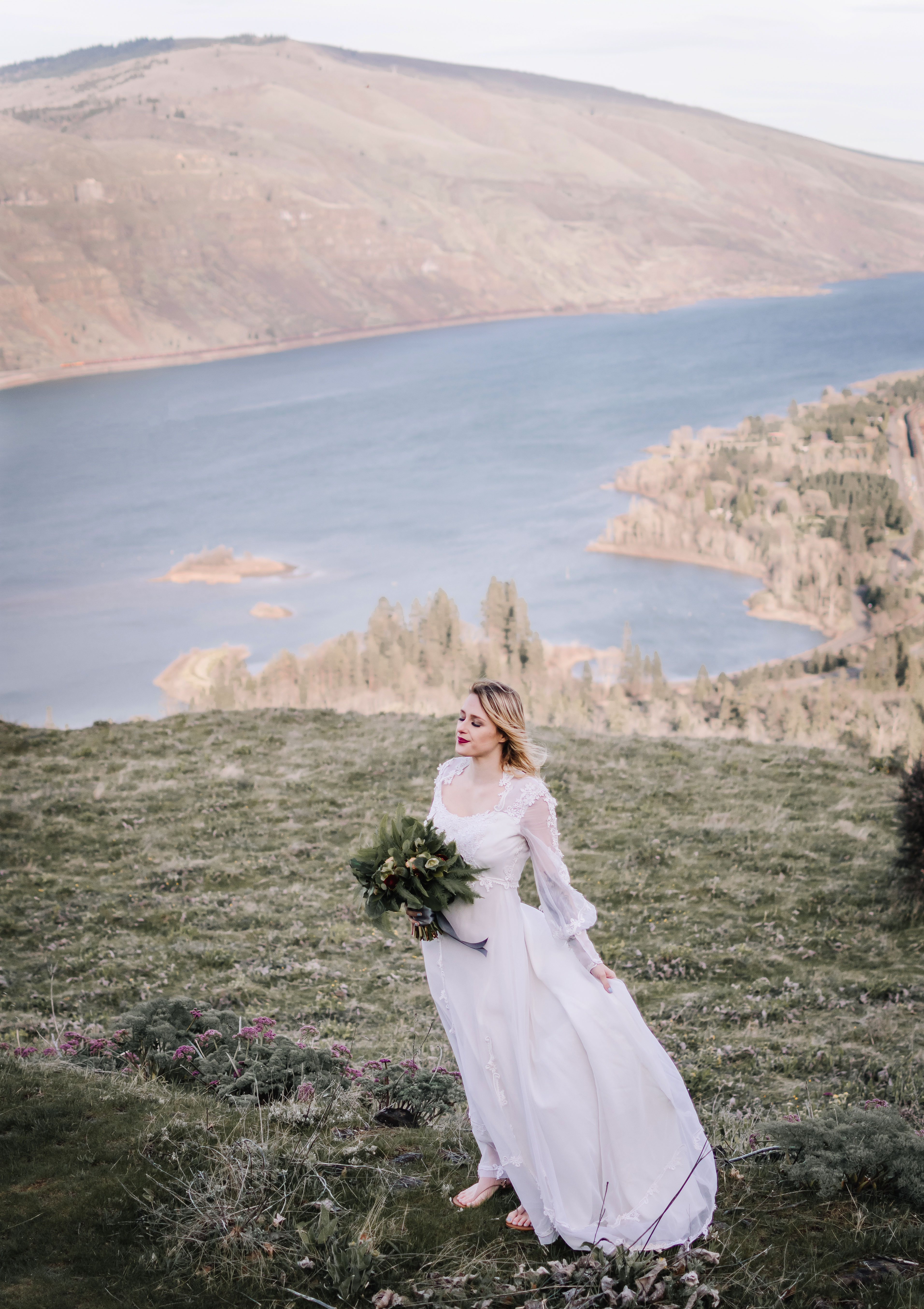 Elopement Photo Session | Explore The Moment Photography