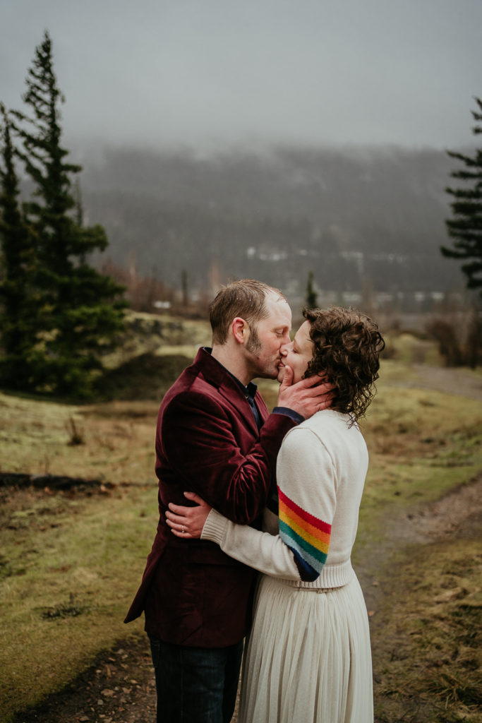 Columbia River Gorge Engagement | Explore The Moment Photography